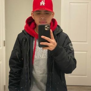 Meet your Posher, Adrián